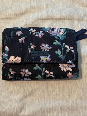 Vera Bradley Navy Garden RIFD Riley Compact Wallet